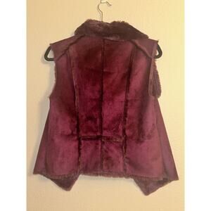 White House Black Market Boho Hippie Casual Preppy Purple Faux Suede & Fur Vest